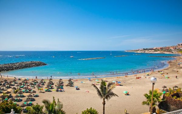 eau turquoise paradisiaque de la plage de la las Américas